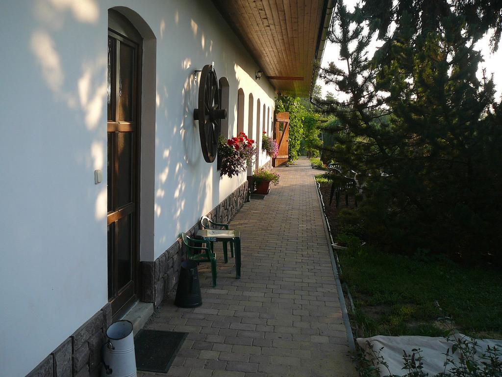 La Ferme De Sissi Smrzice Exterior foto